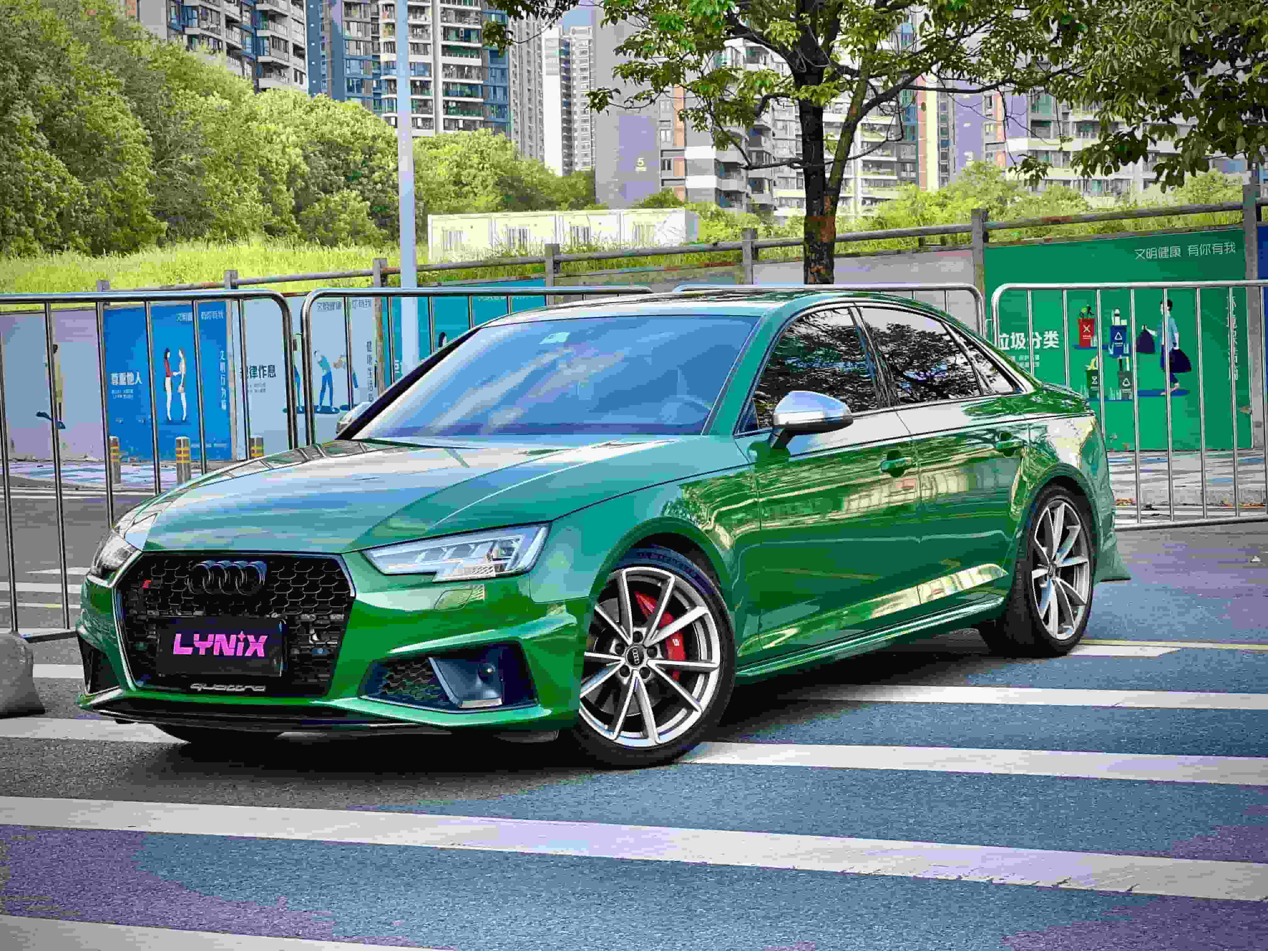 奥迪S4|PET爱尔兰绿|改色膜